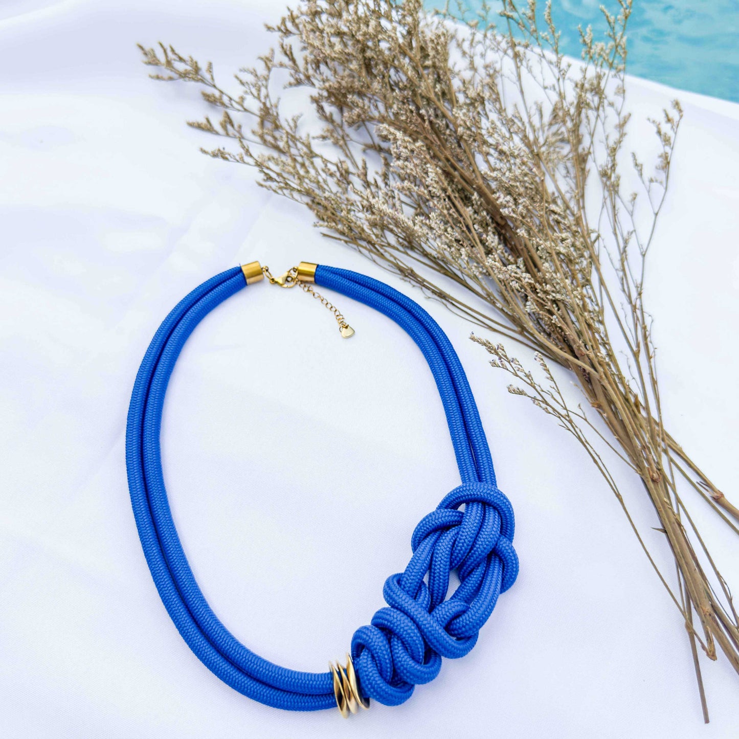 Nudo de la Tríada Real